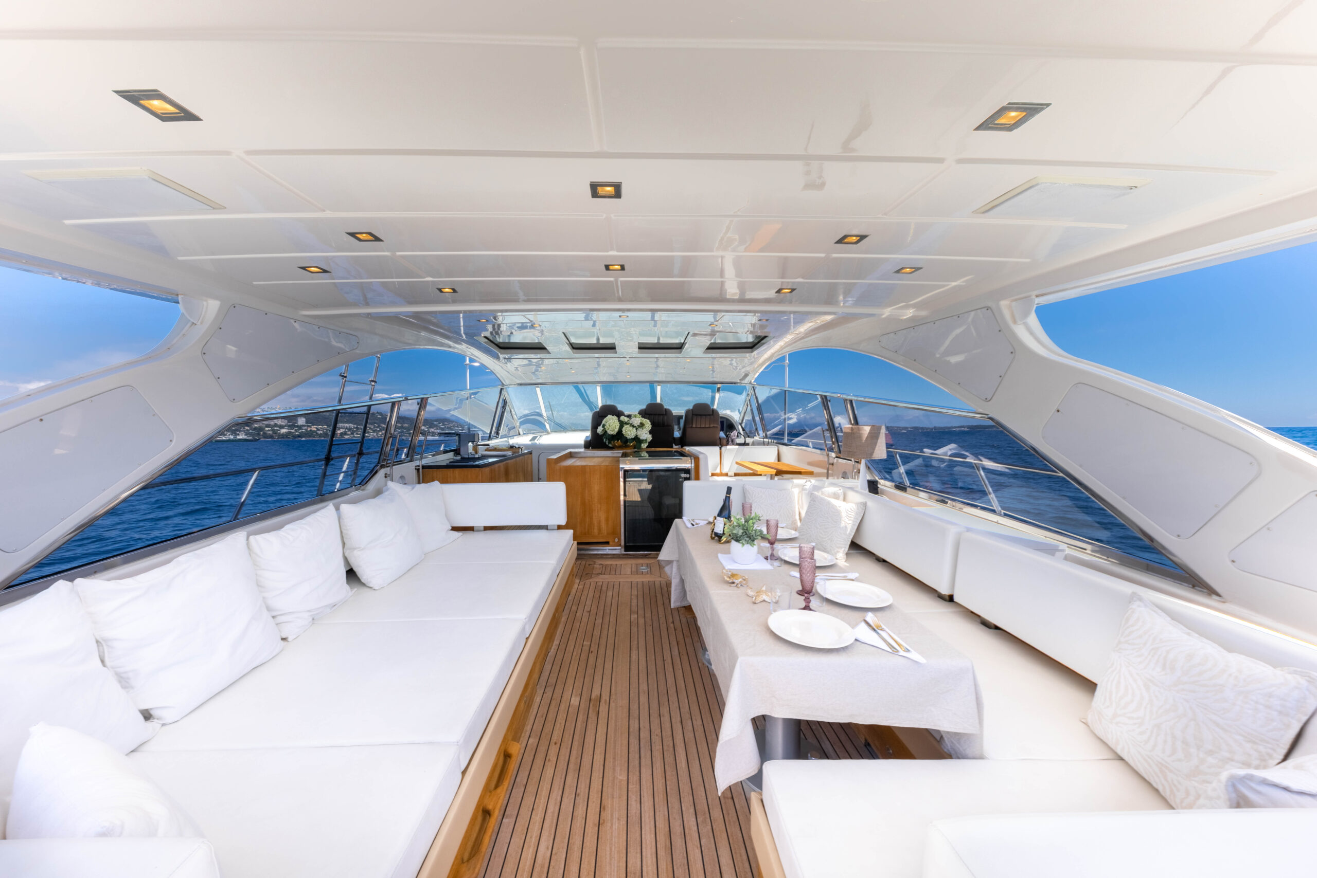 2006 Overmarine Mangusta 80 te koop (photo 34)