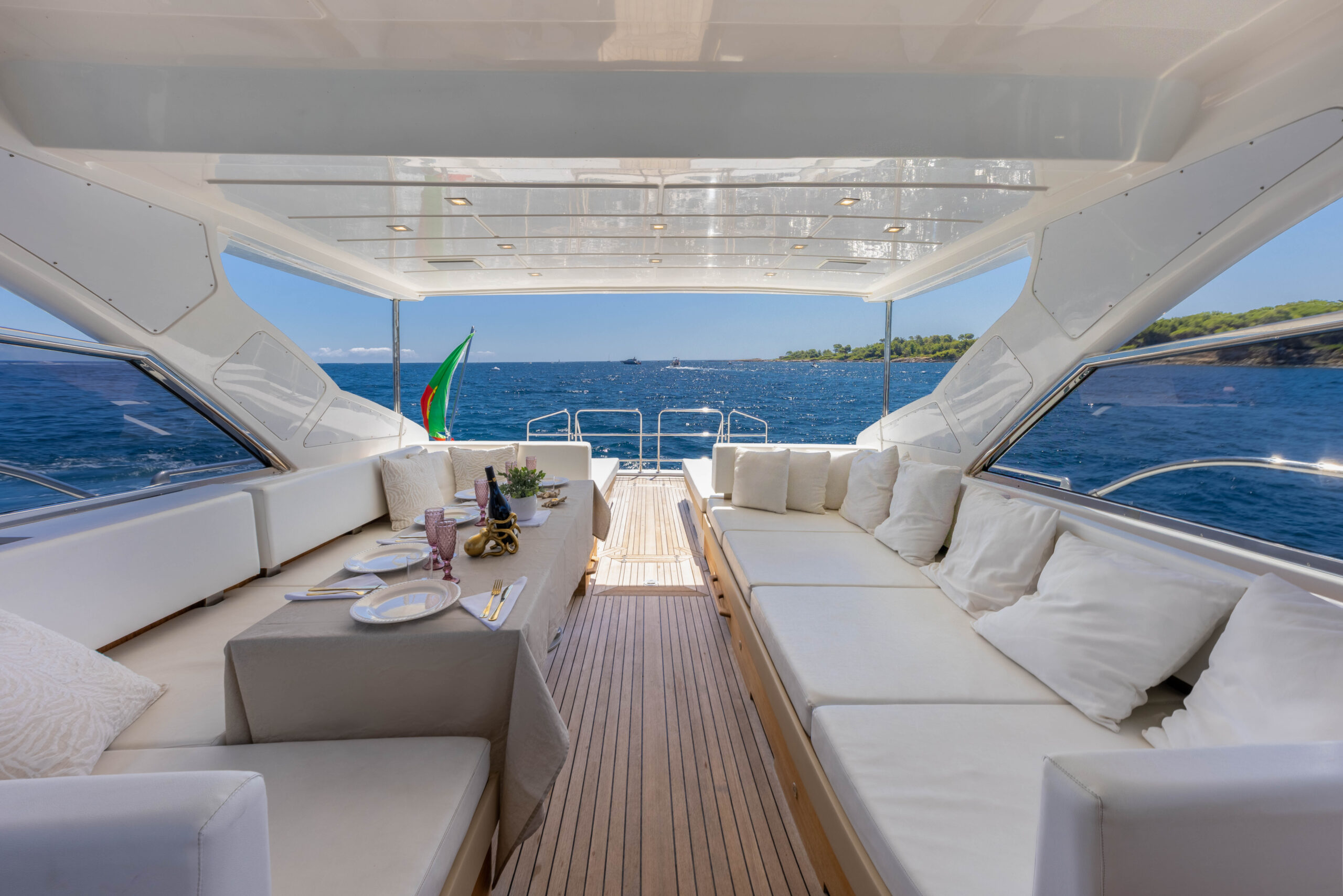 2006 Overmarine Mangusta 80 te koop (photo 39)