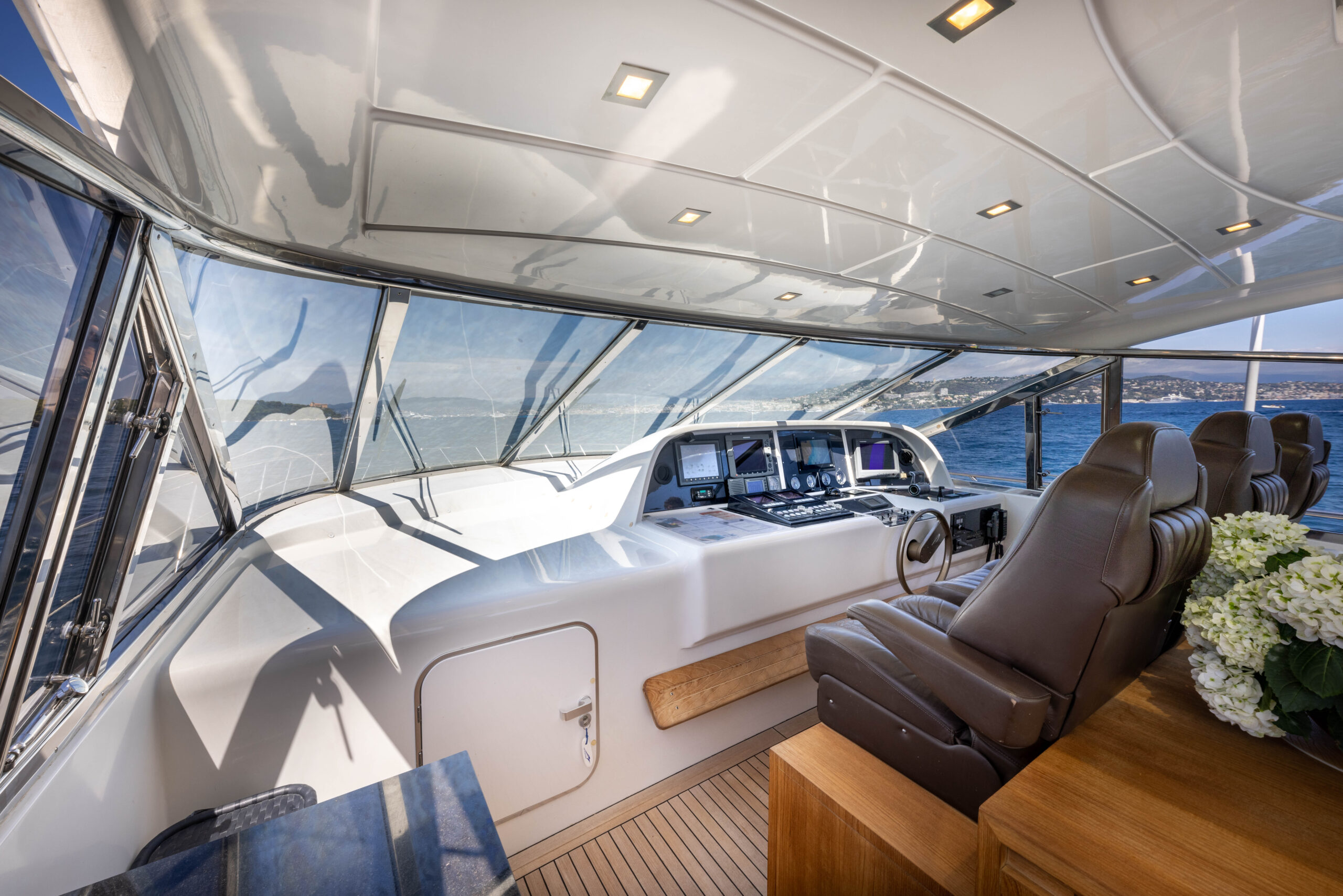 2006 Overmarine Mangusta 80 te koop (photo 41)