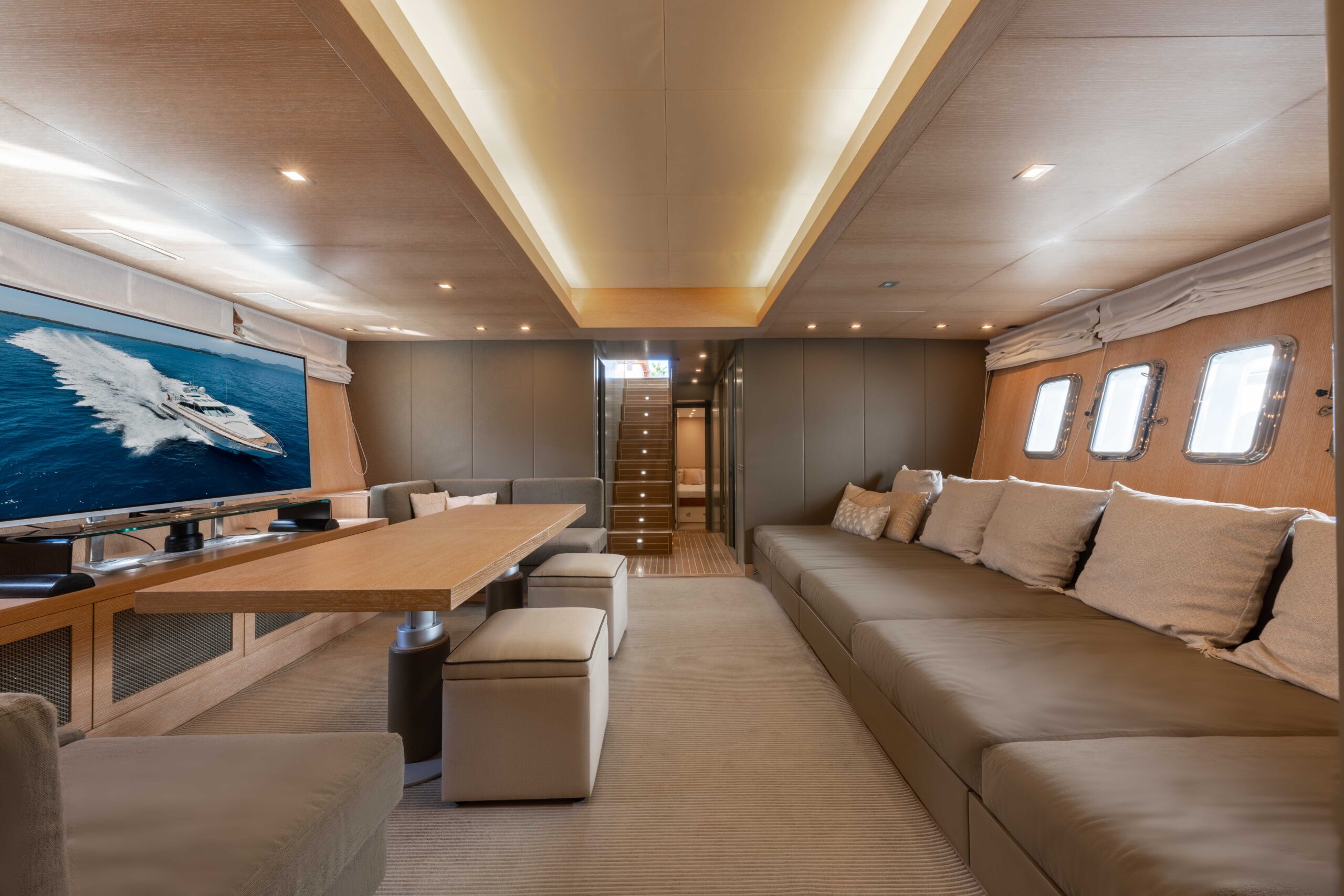 2006 Overmarine Mangusta 80 te koop (photo 45)