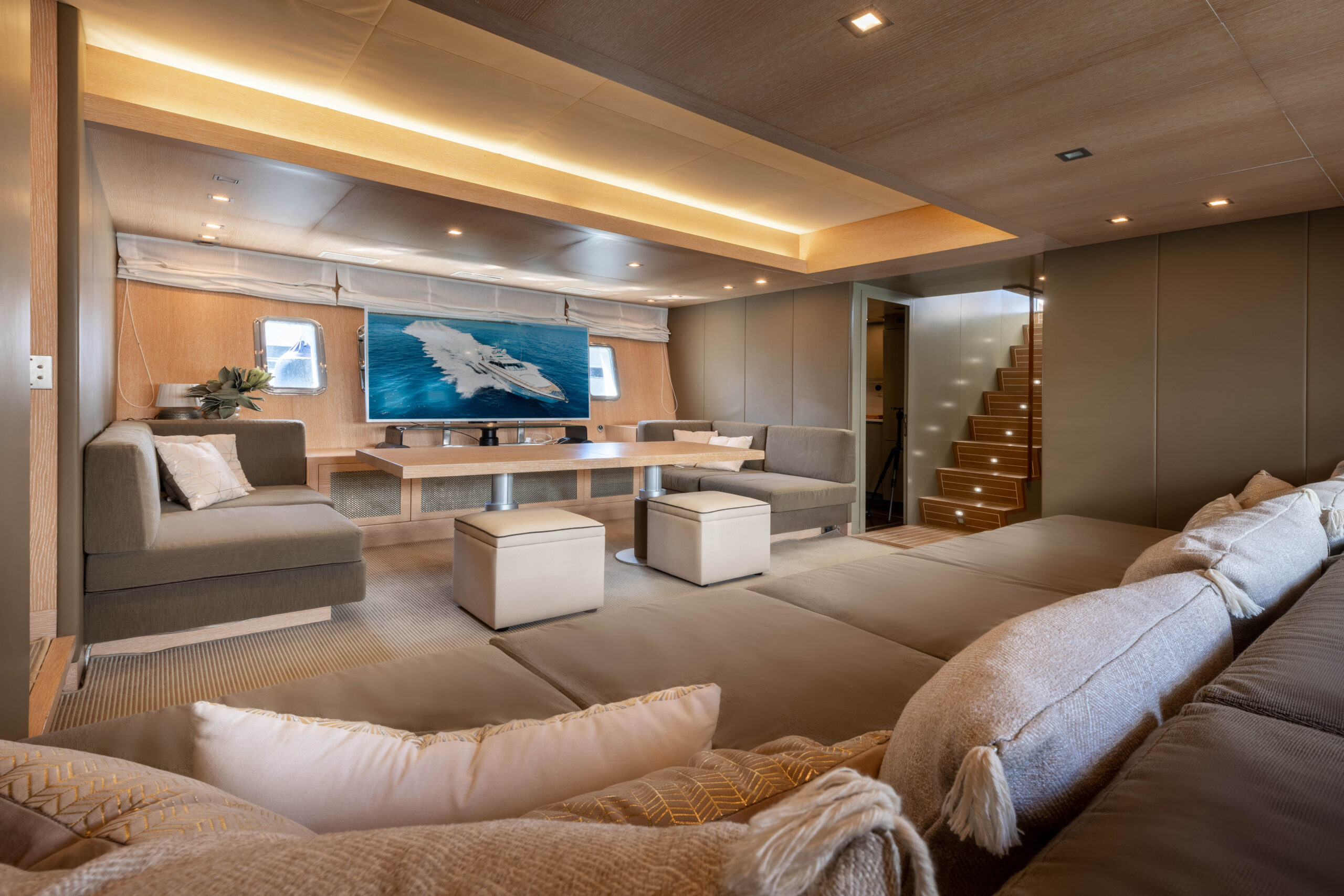 2006 Overmarine Mangusta 80 te koop (photo 46)