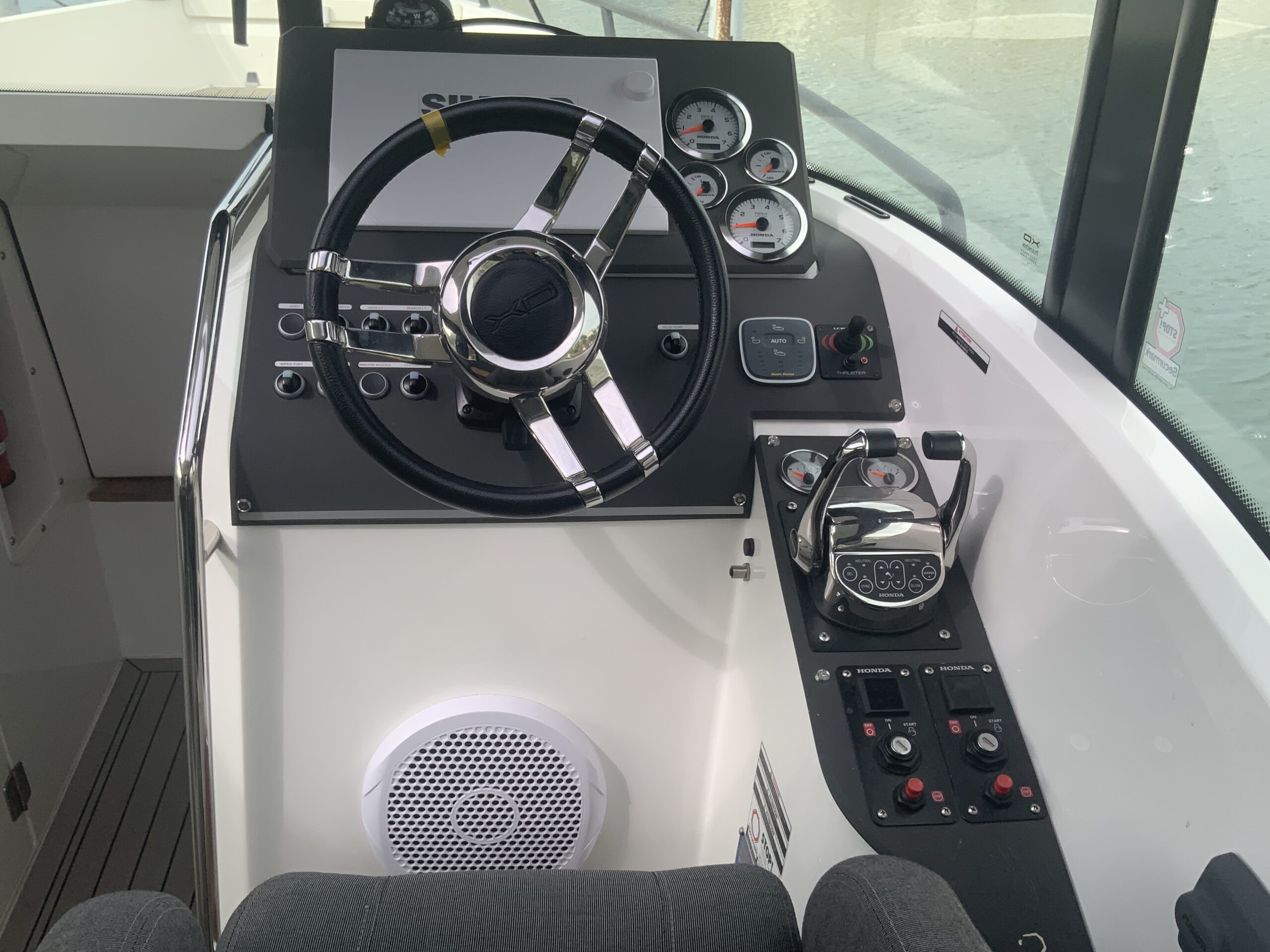 2016 XO 270 RS CABIN en venta (photo 4)