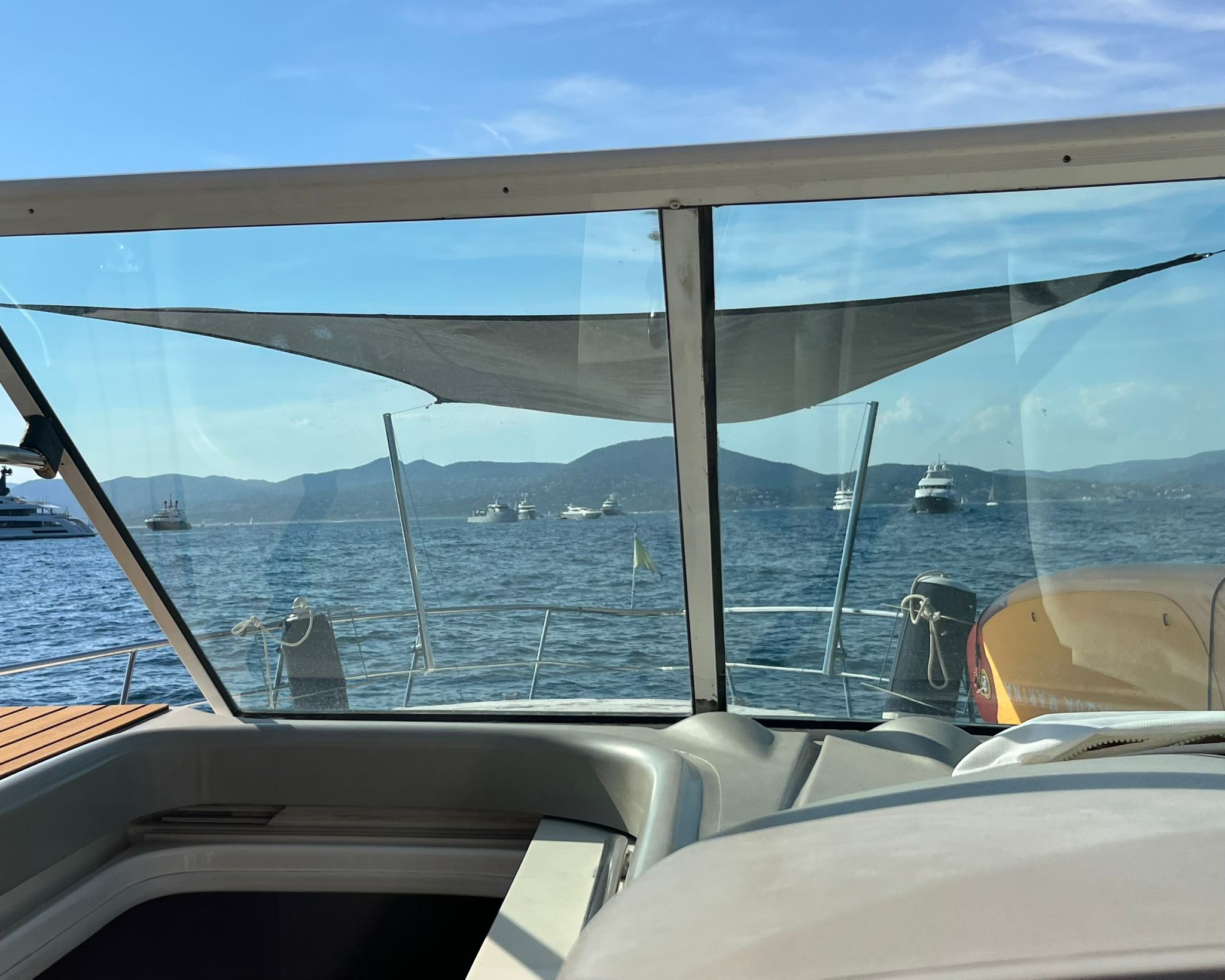 2003 Cruisers Yachts 4370 à vendre (photo 12)