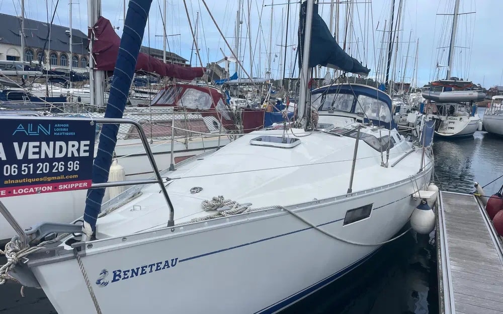 1987 Beneteau Oceanis 320 en venta (photo 25)