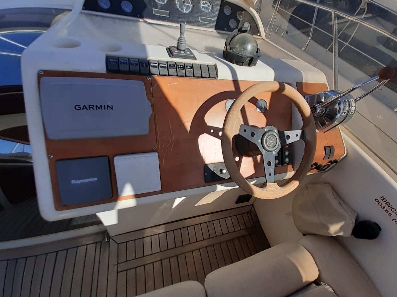 1997 Princess V40 te koop (photo 6)