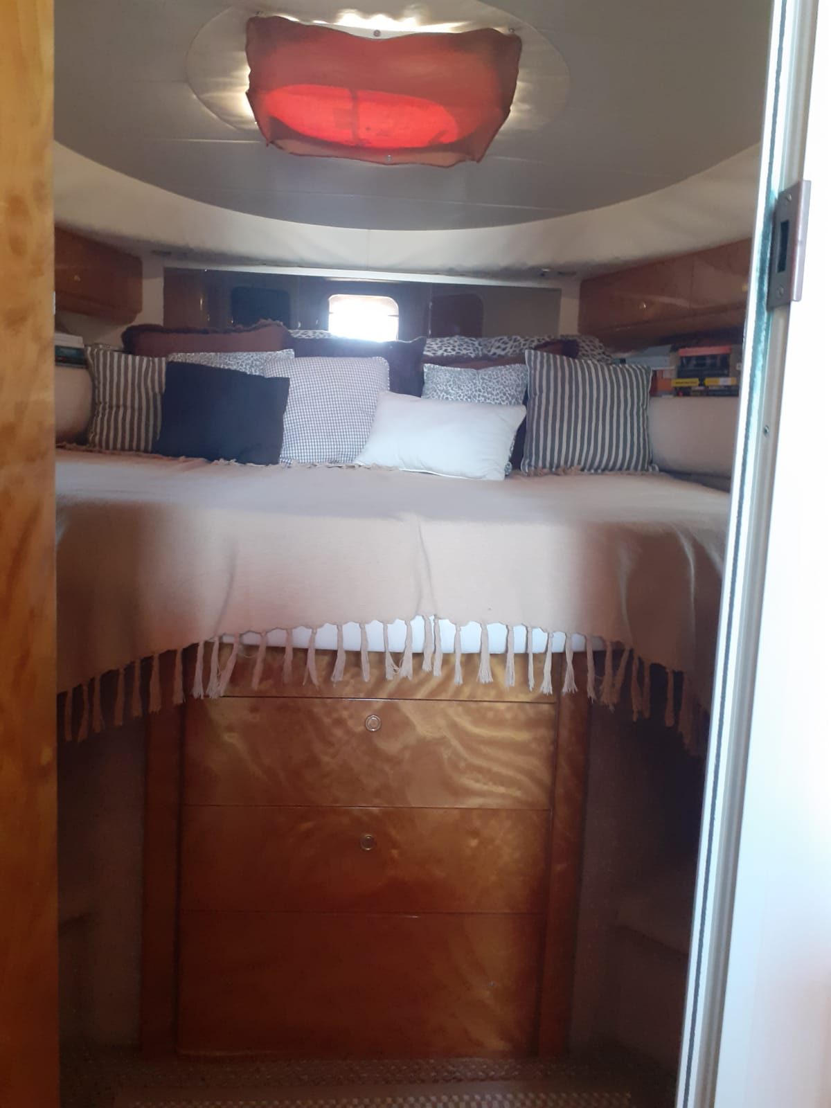 1997 Princess V40 te koop (photo 9)