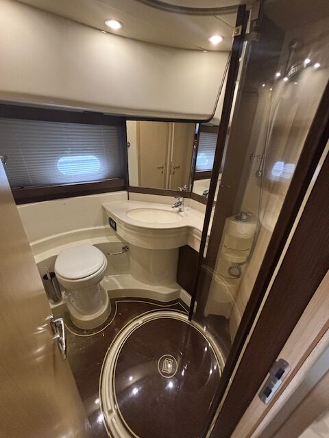 2005 Ferretti 550 zu verkaufen (photo 16)