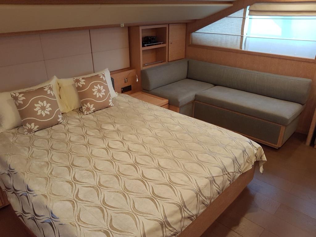 2011 Ferretti 112 Next Custom Line te koop (photo 5)