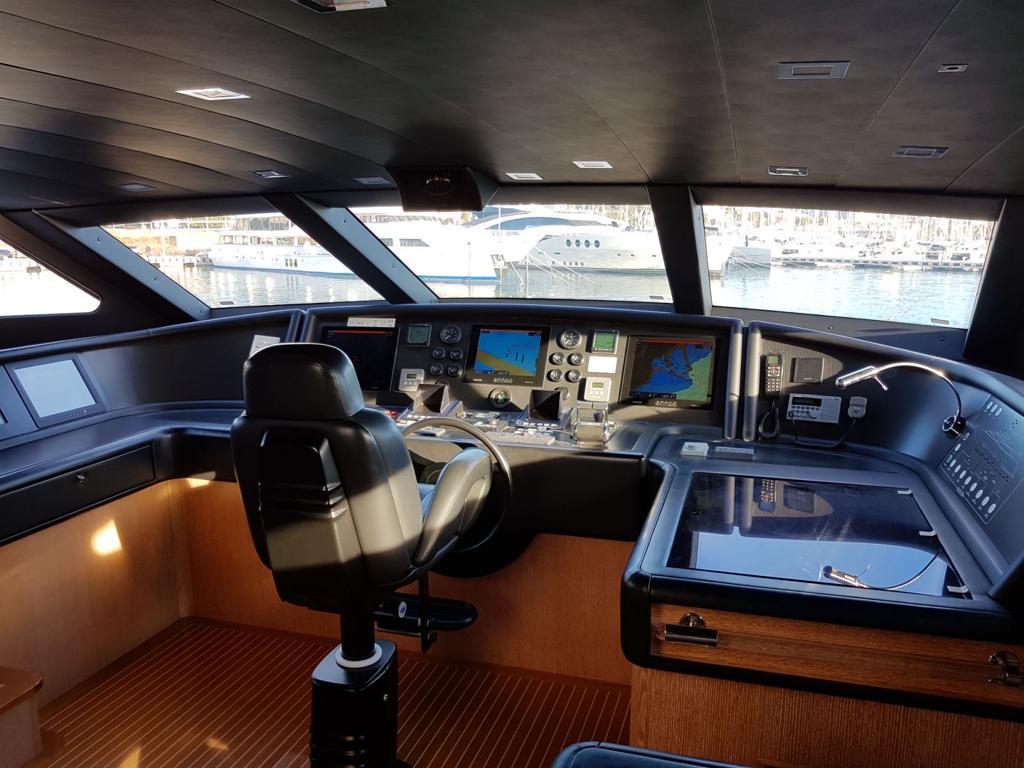 2011 Ferretti 112 Next Custom Line te koop (photo 14)
