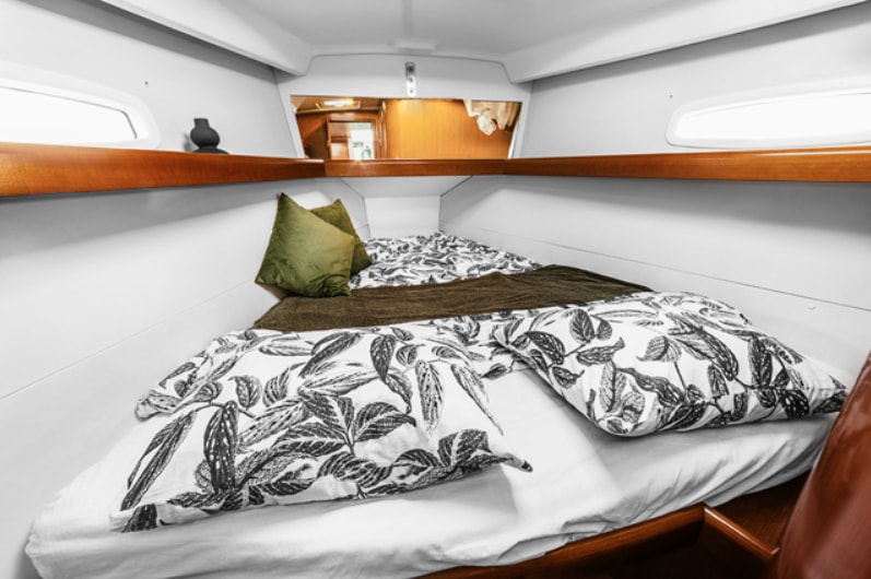 2009 Beneteau Oceanis 40 à vendre (photo 8)