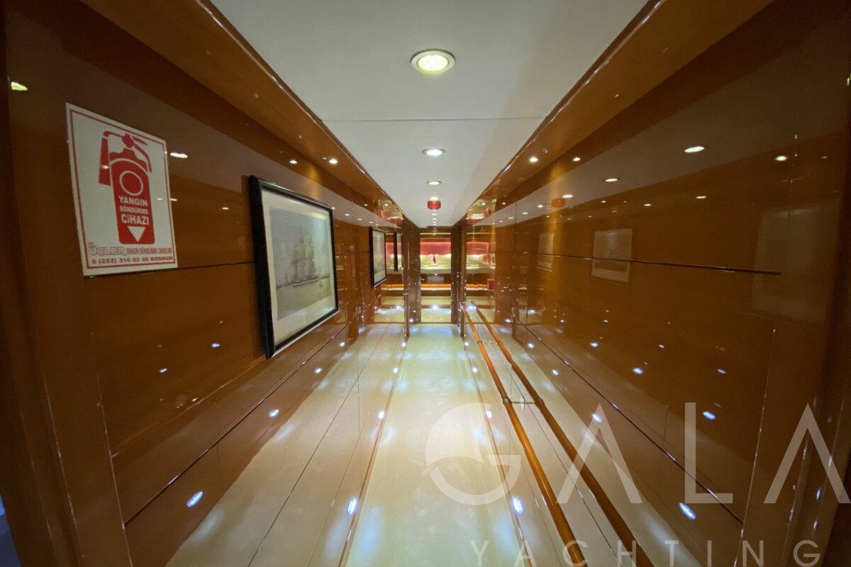 2013 CUSTOM BUILT Custom Sloop 121 for sale (photo 7)