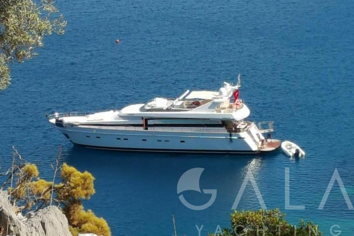 2006 CANTIERI DI PISA Akhir 85 à vendre (photo 1)