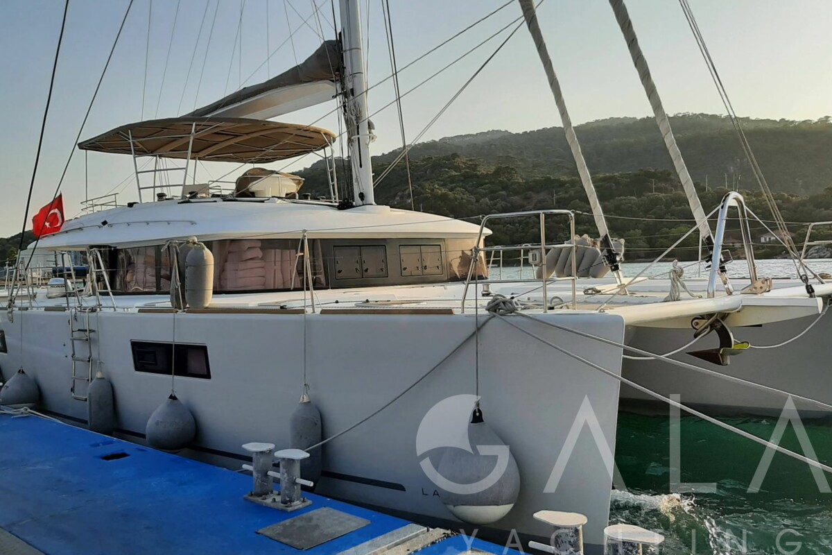 2018 LAGOON Lagoon 560 à vendre (photo 1)