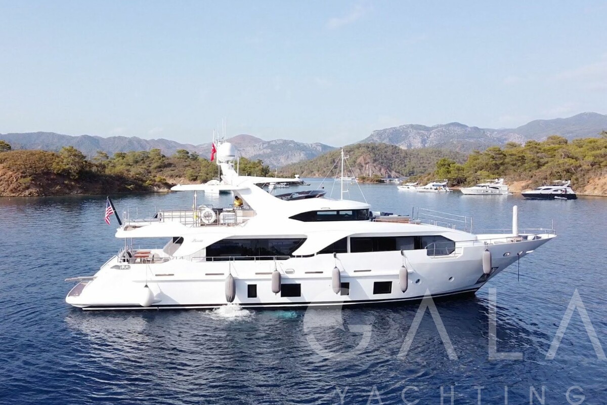 2013 BENETTI Benetti Delfino 93 for sale (photo 1)