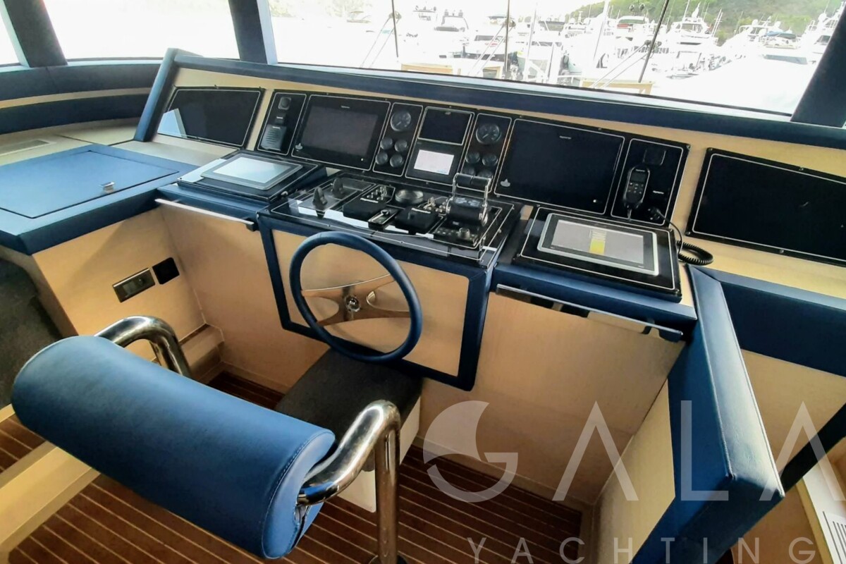 2013 BENETTI Benetti Delfino 93 for sale (photo 7)