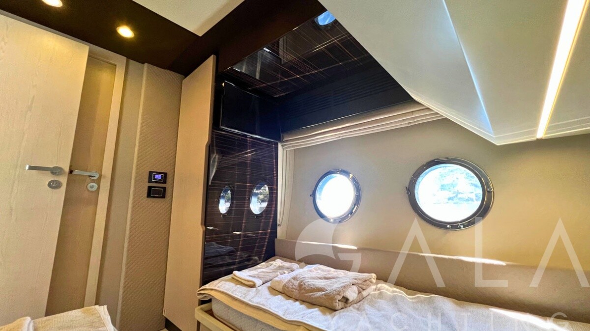 2017 AZIMUT YACHTS Azimut 66 FLY zu verkaufen (photo 10)
