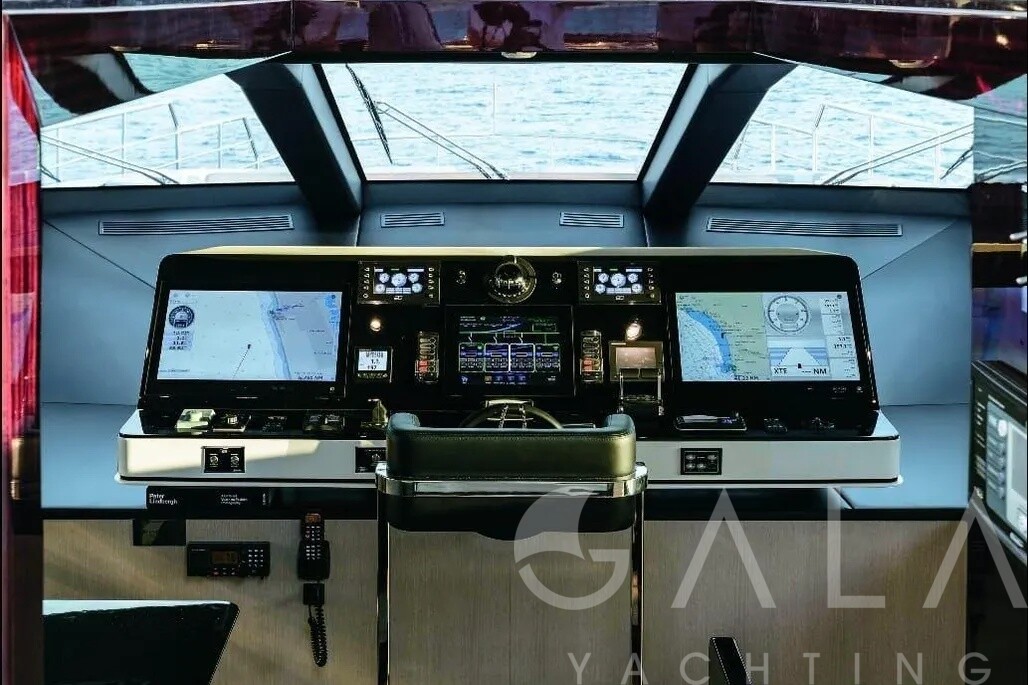 2020 AZIMUT YACHTS Azimut GRANDE 35M à venda (photo 3)