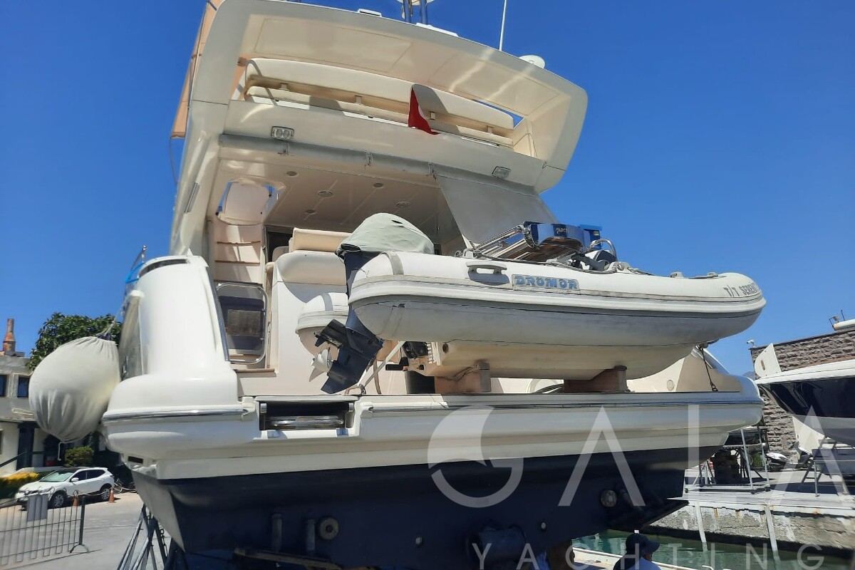 2007 AZIMUT YACHTS Azimut 47 for sale (photo 6)