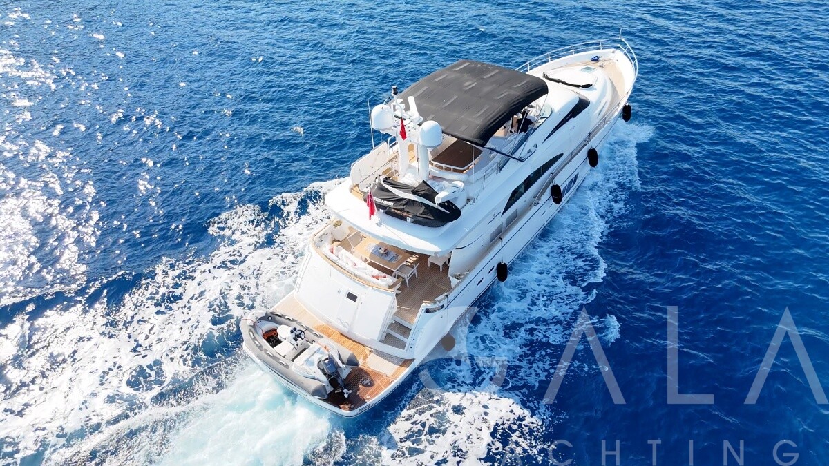 2009 FAIRLINE YACHTS Fairline Squadron 78 Fly à venda (photo 2)