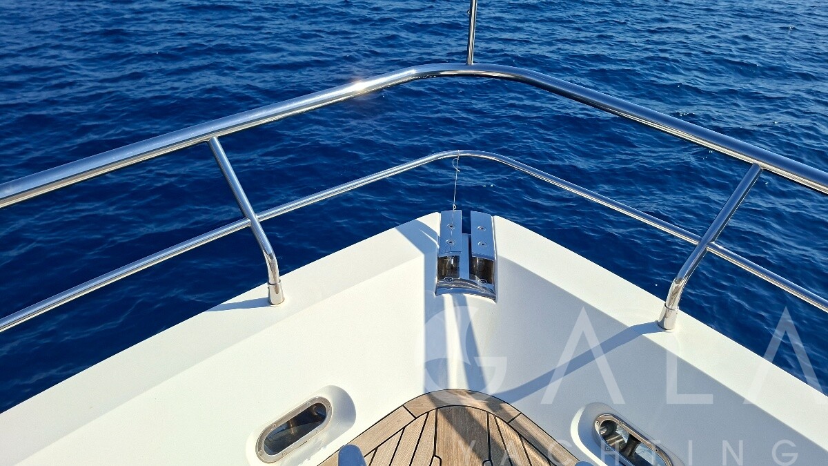 2009 FAIRLINE YACHTS Fairline Squadron 78 Fly à venda (photo 7)