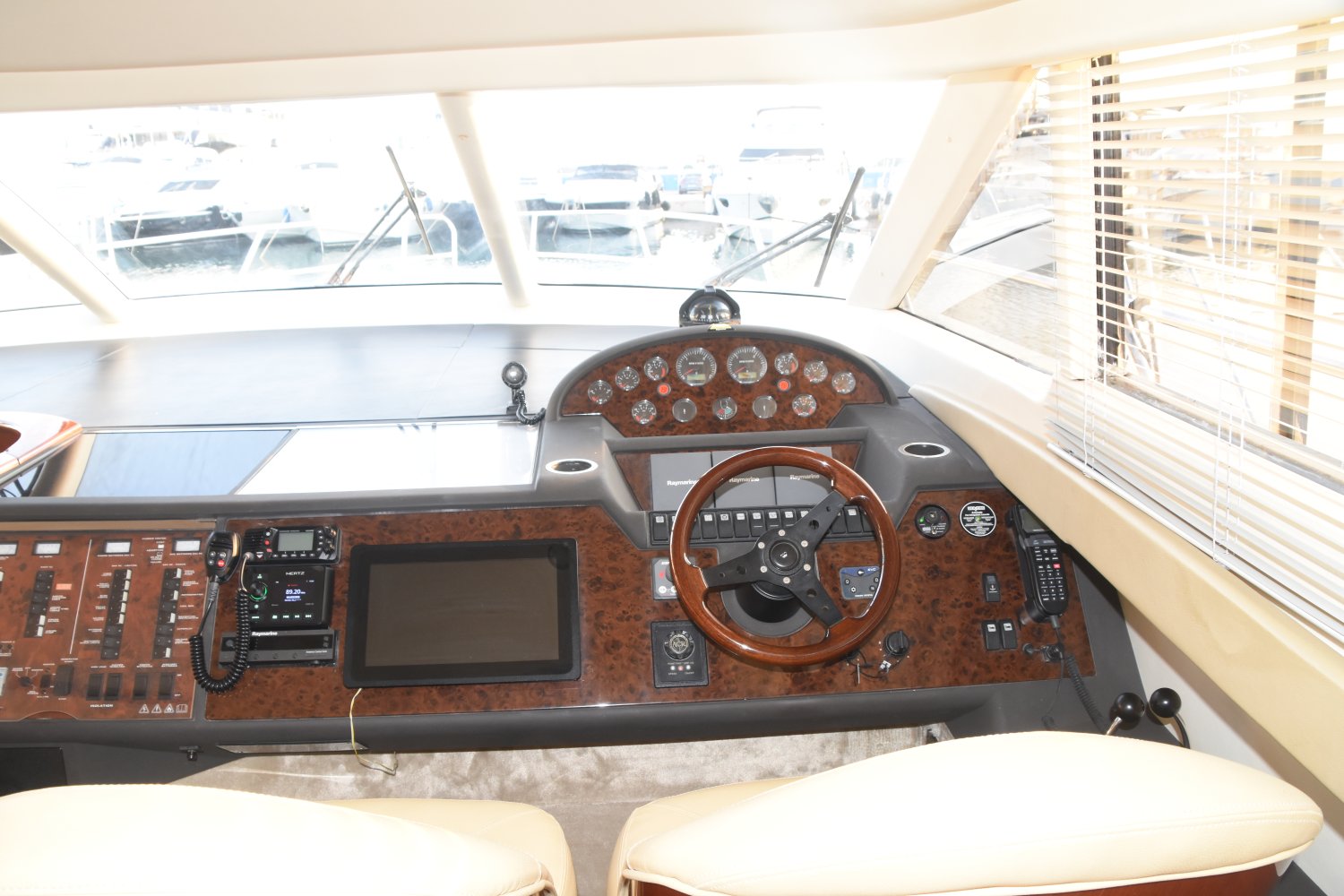 2004 Princess 50 te koop (photo 7)