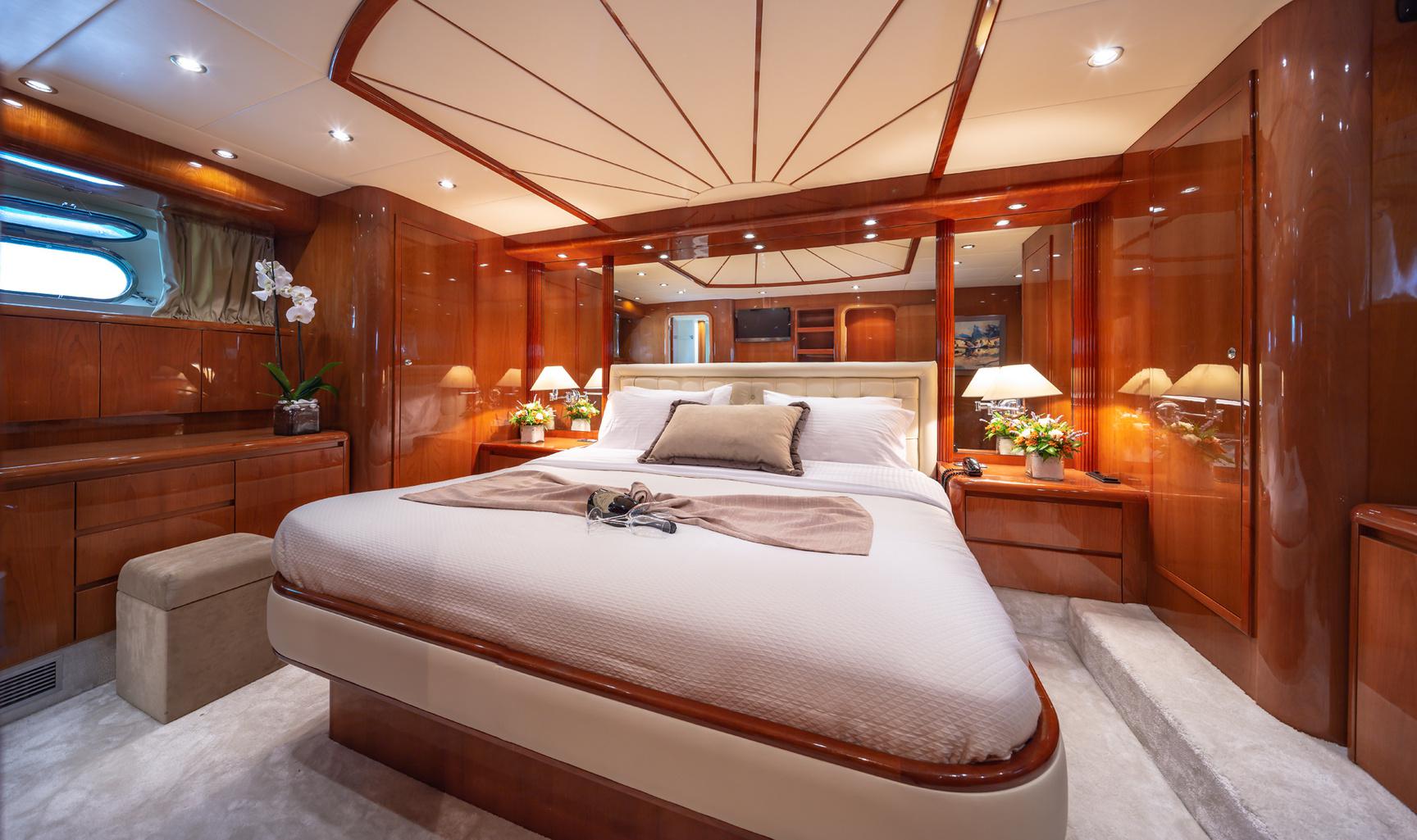 2001 Falcon 86 GY508 in vendita (photo 4)