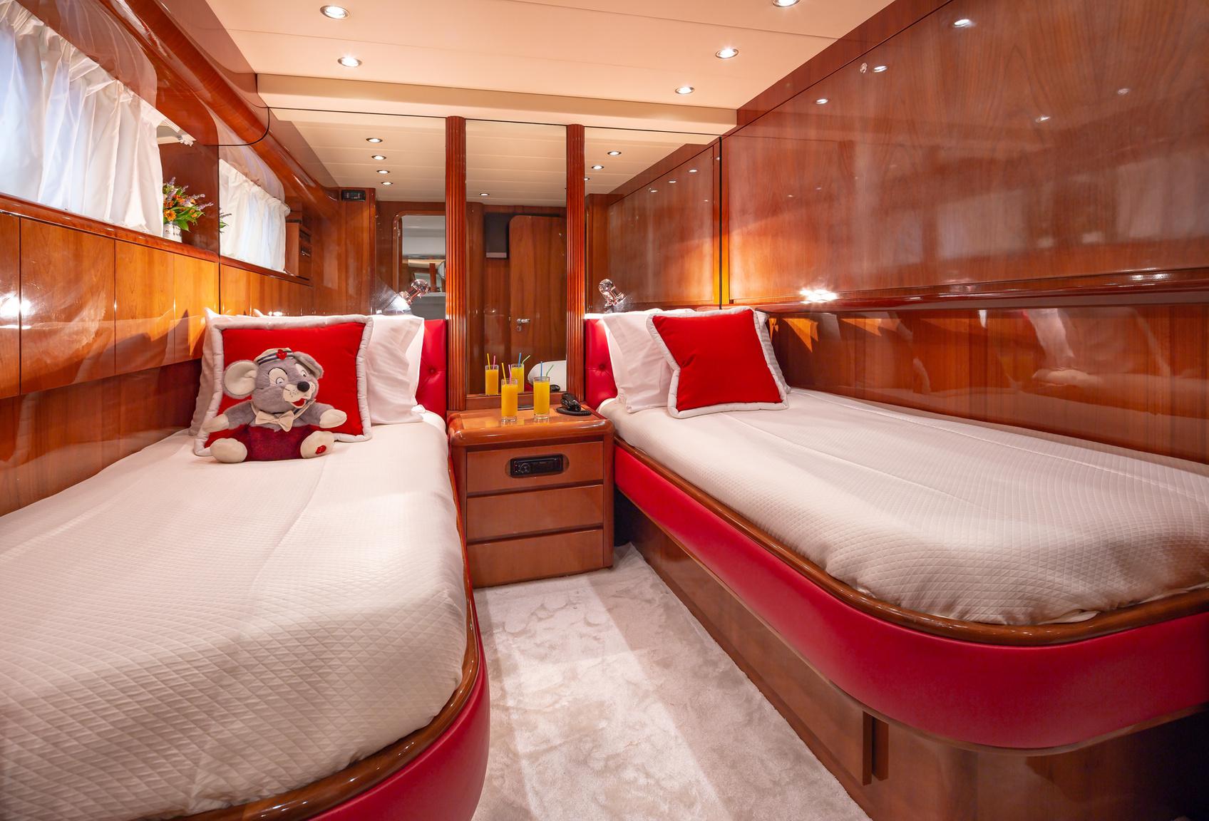 2001 Falcon 86 GY508 in vendita (photo 6)