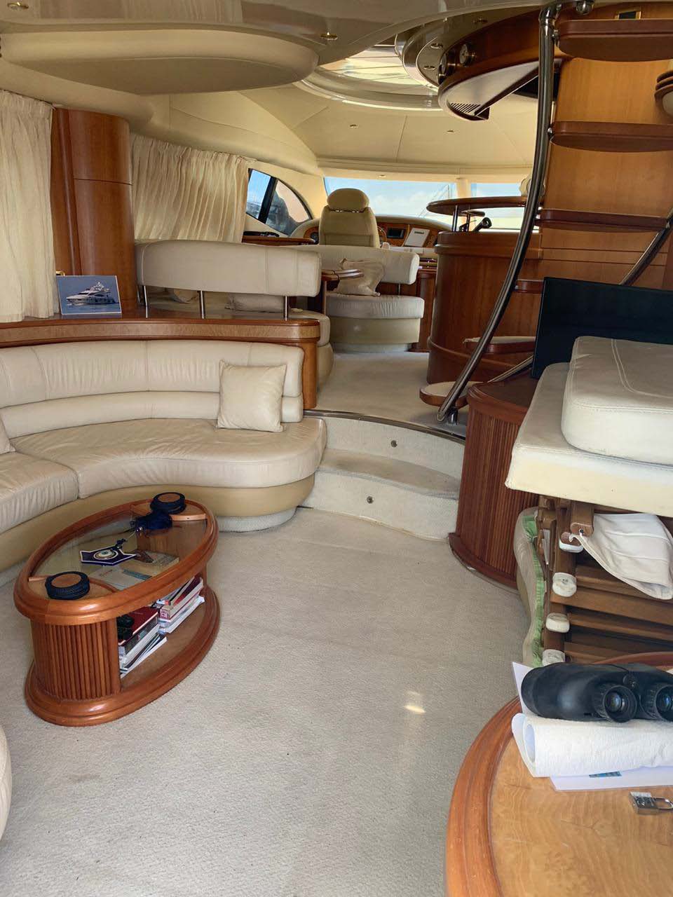 2008 Azimut 68E à venda (photo 3)