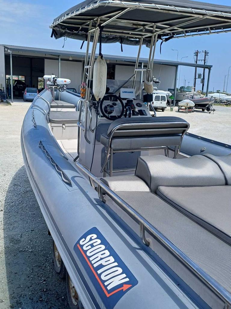 2001 Scorpion GY114 à vendre (photo 1)