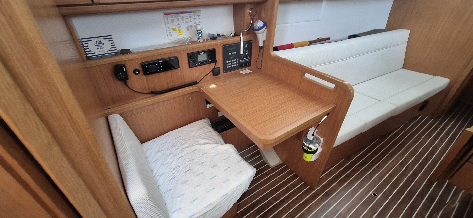 2020 Bavaria Yachts 37 Cruiser na sprzedaż (photo 8)