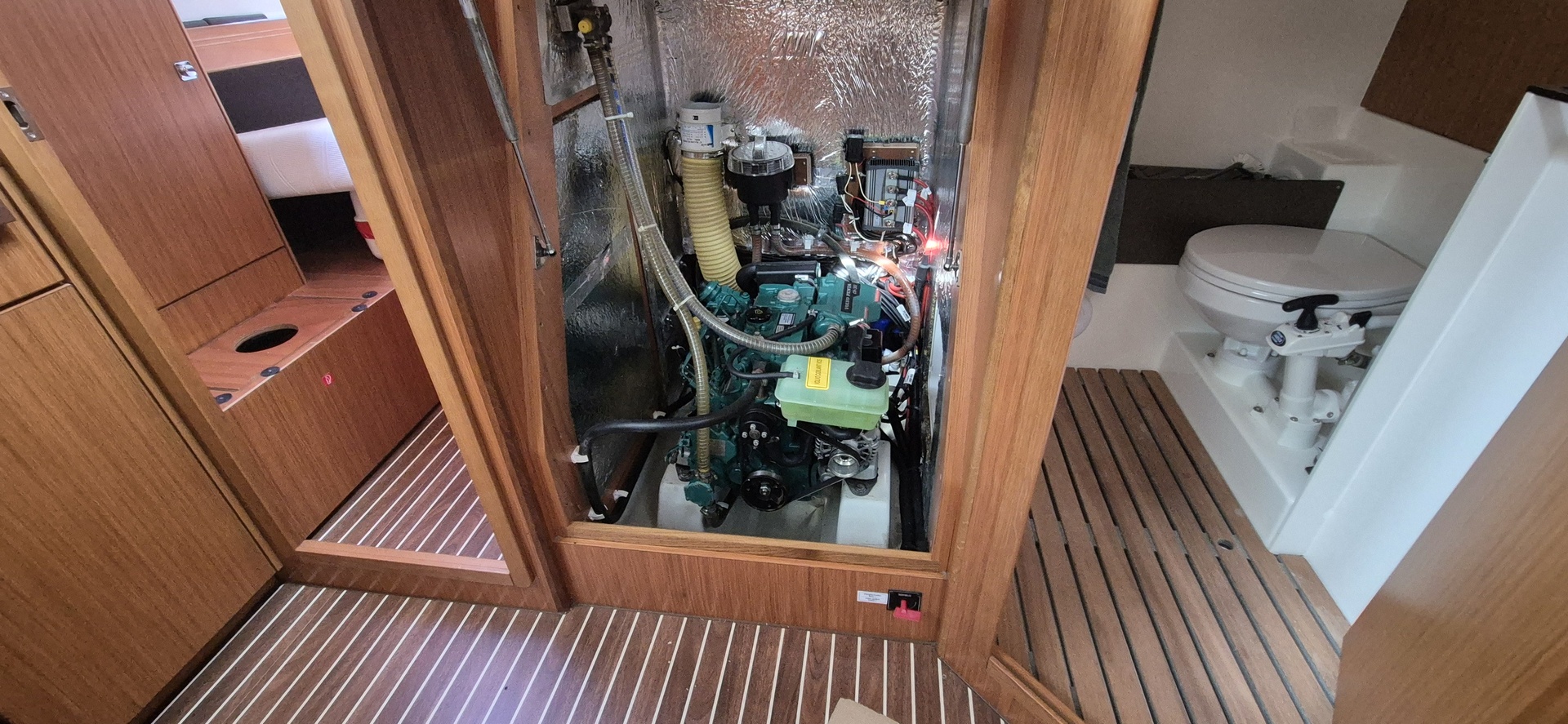 2020 Bavaria Yachts 37 Cruiser na sprzedaż (photo 16)