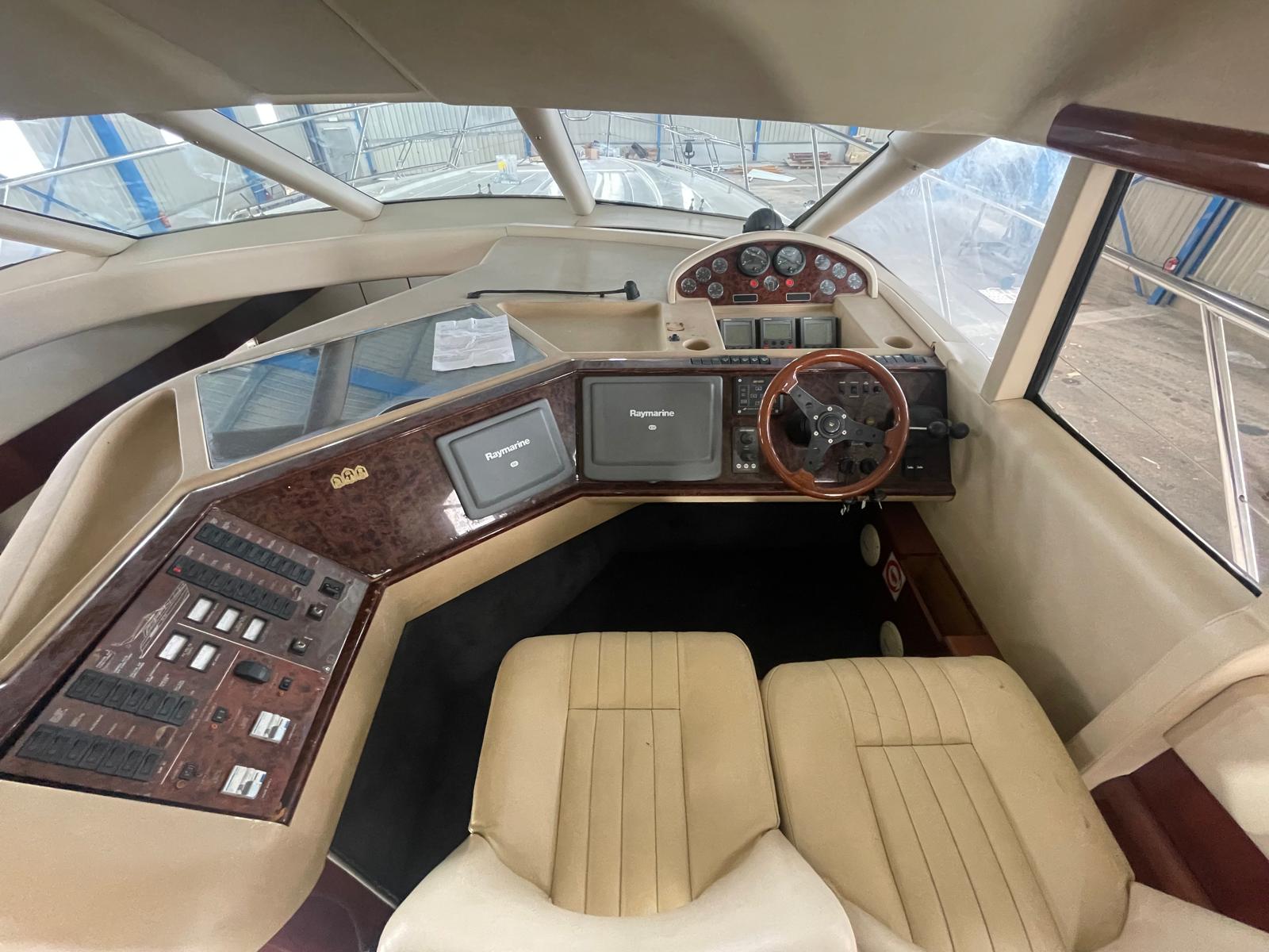 2000 Princess Yachts 52 zu verkaufen (photo 8)
