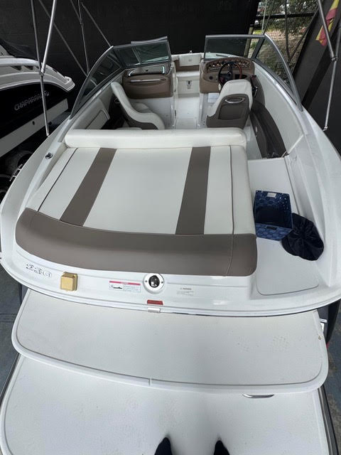 2009 Cobalt 230 na sprzedaż (photo 9)