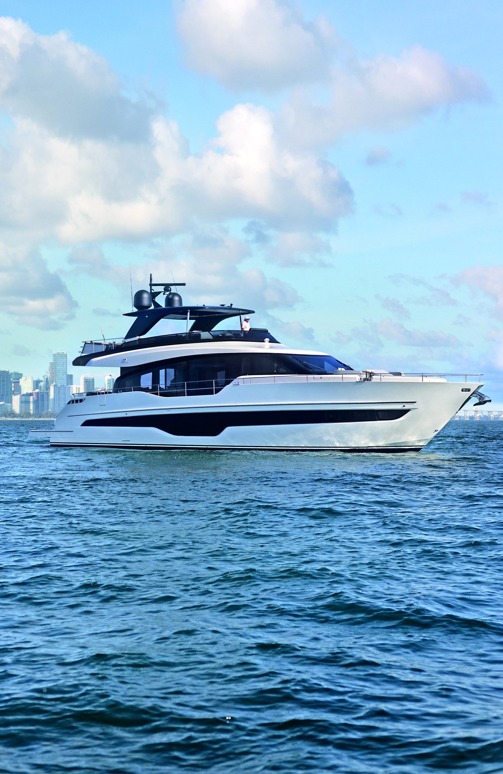 2026 Cranchi 78 Fly te koop (photo 11)