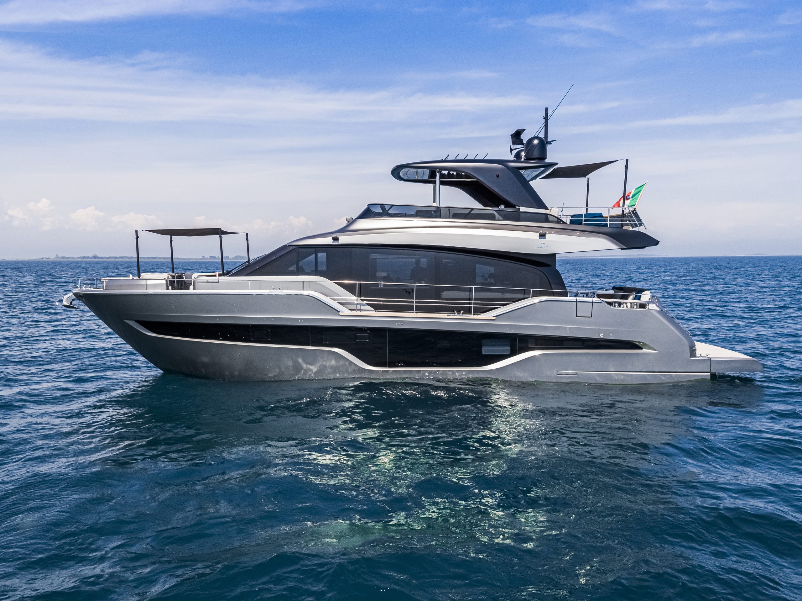 2026 Cranchi 67 FLY en venta (photo 4)