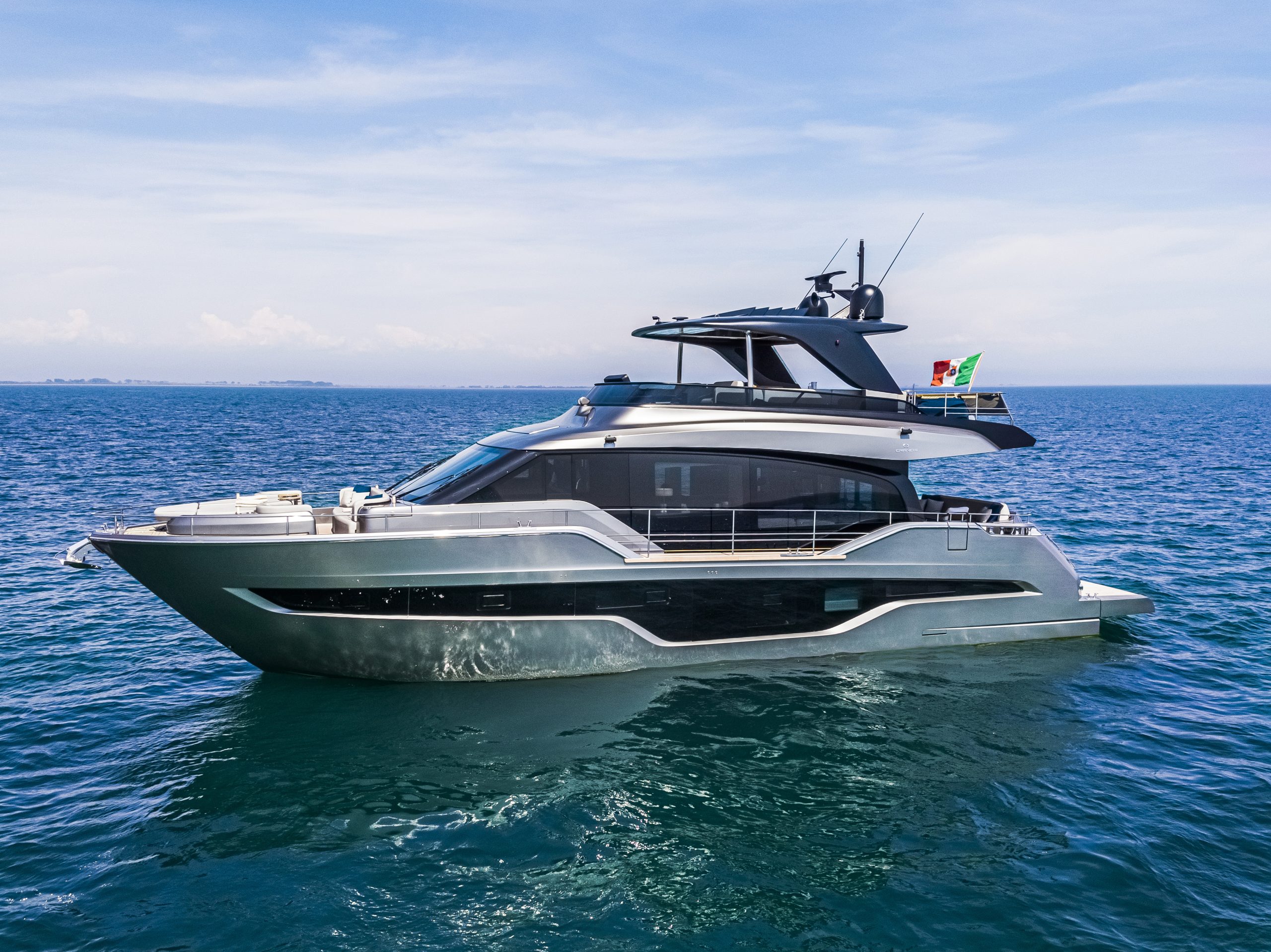 2026 Cranchi 67 FLY en venta (photo 8)