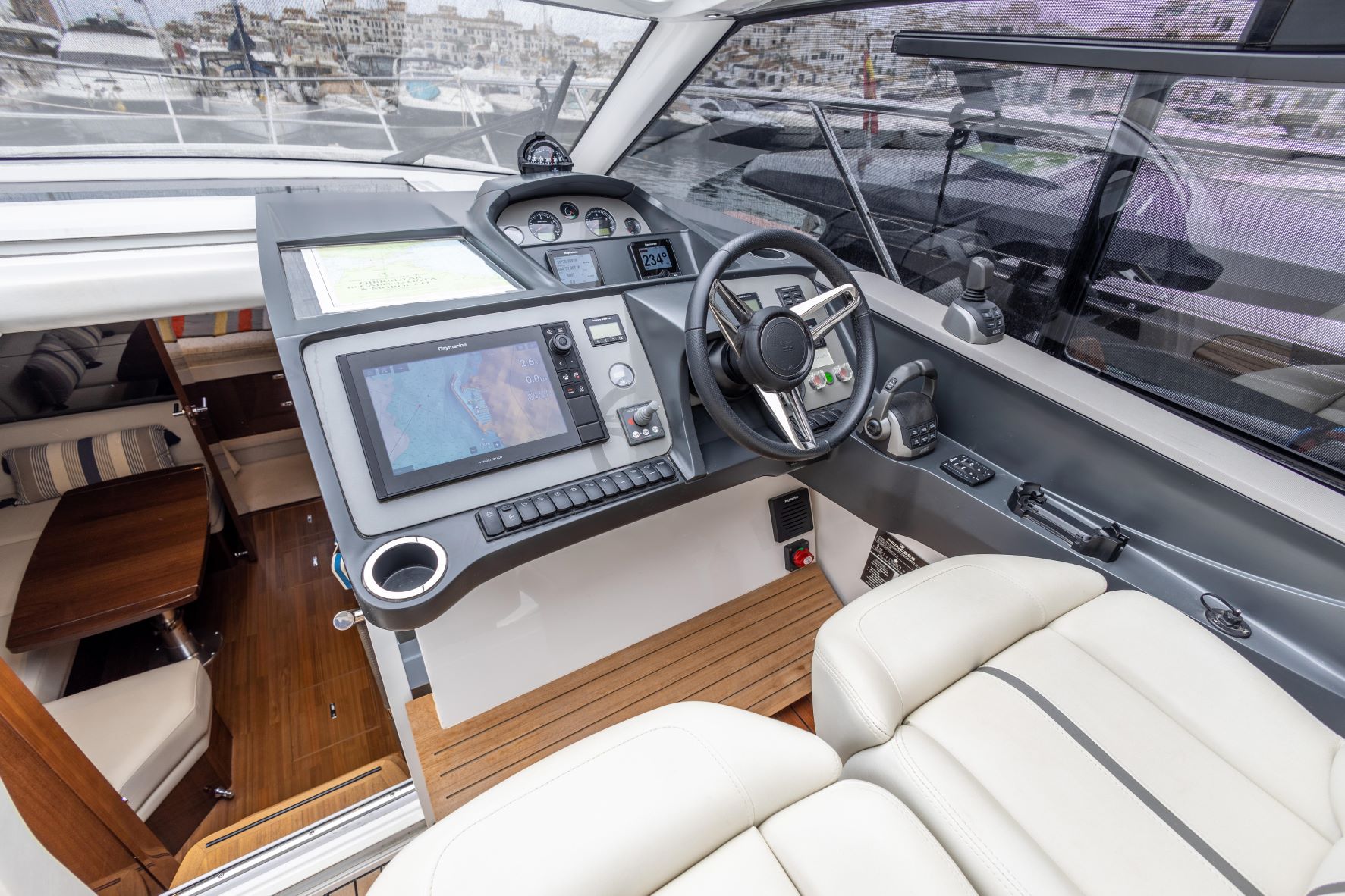 2025 Princess V40 zu verkaufen (photo 21)