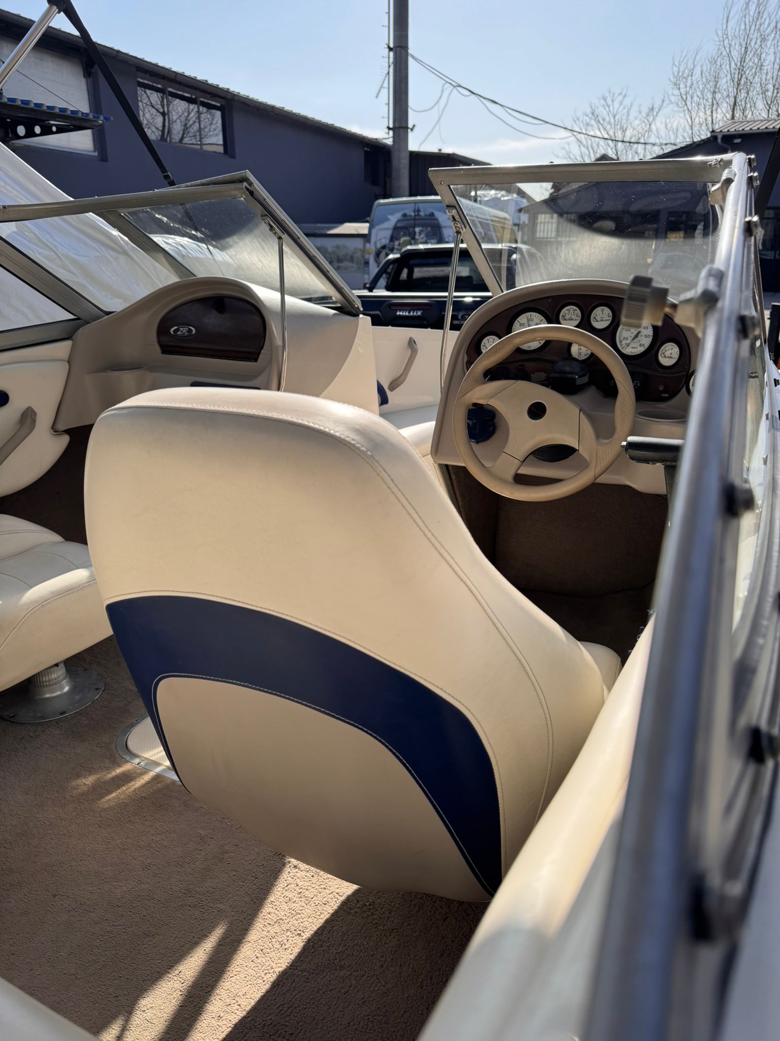 2004 Stingray 180 for sale (photo 18)