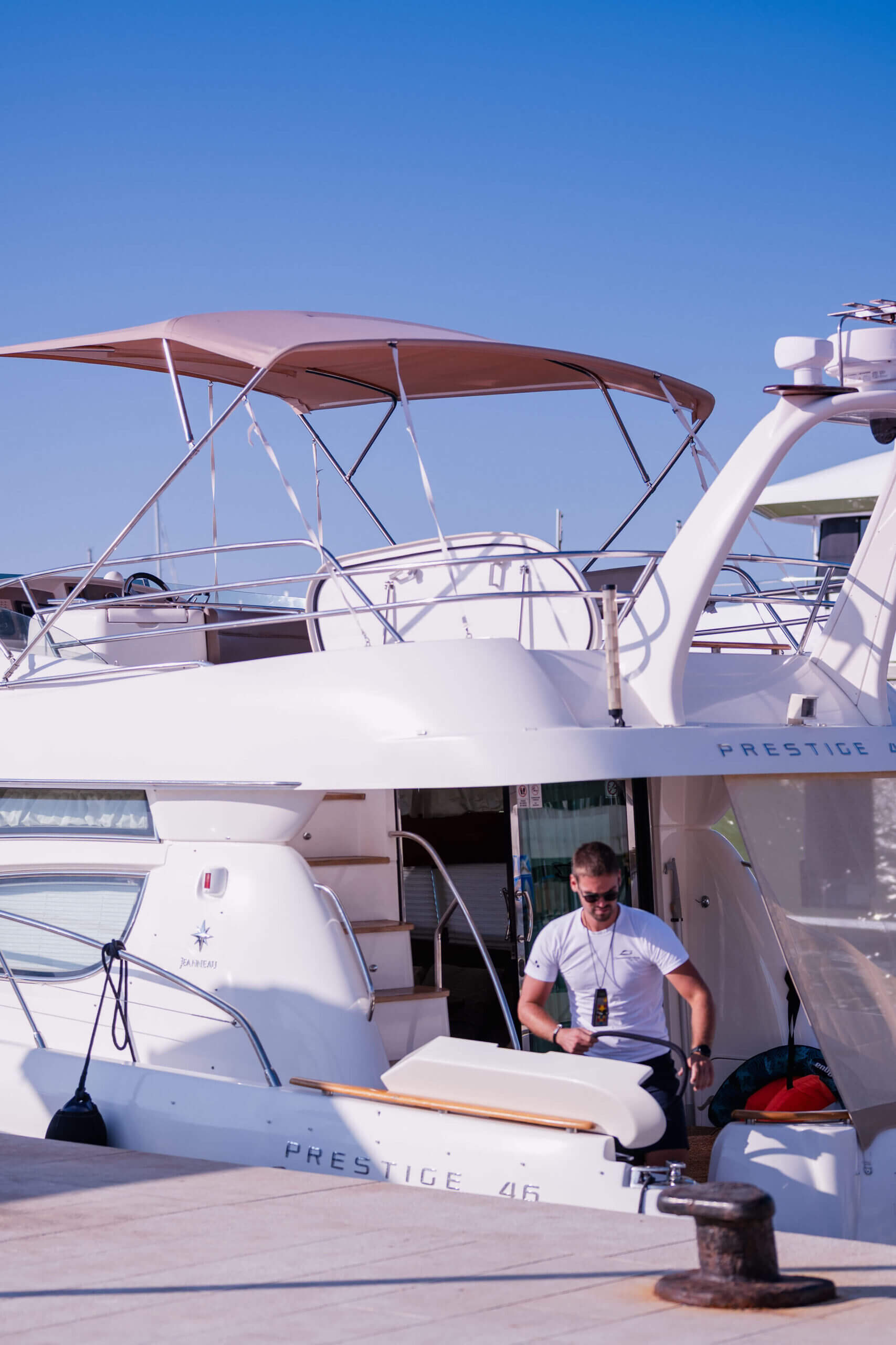 2009 Jeanneau Prestige 46 Fly na czarter (photo 9)
