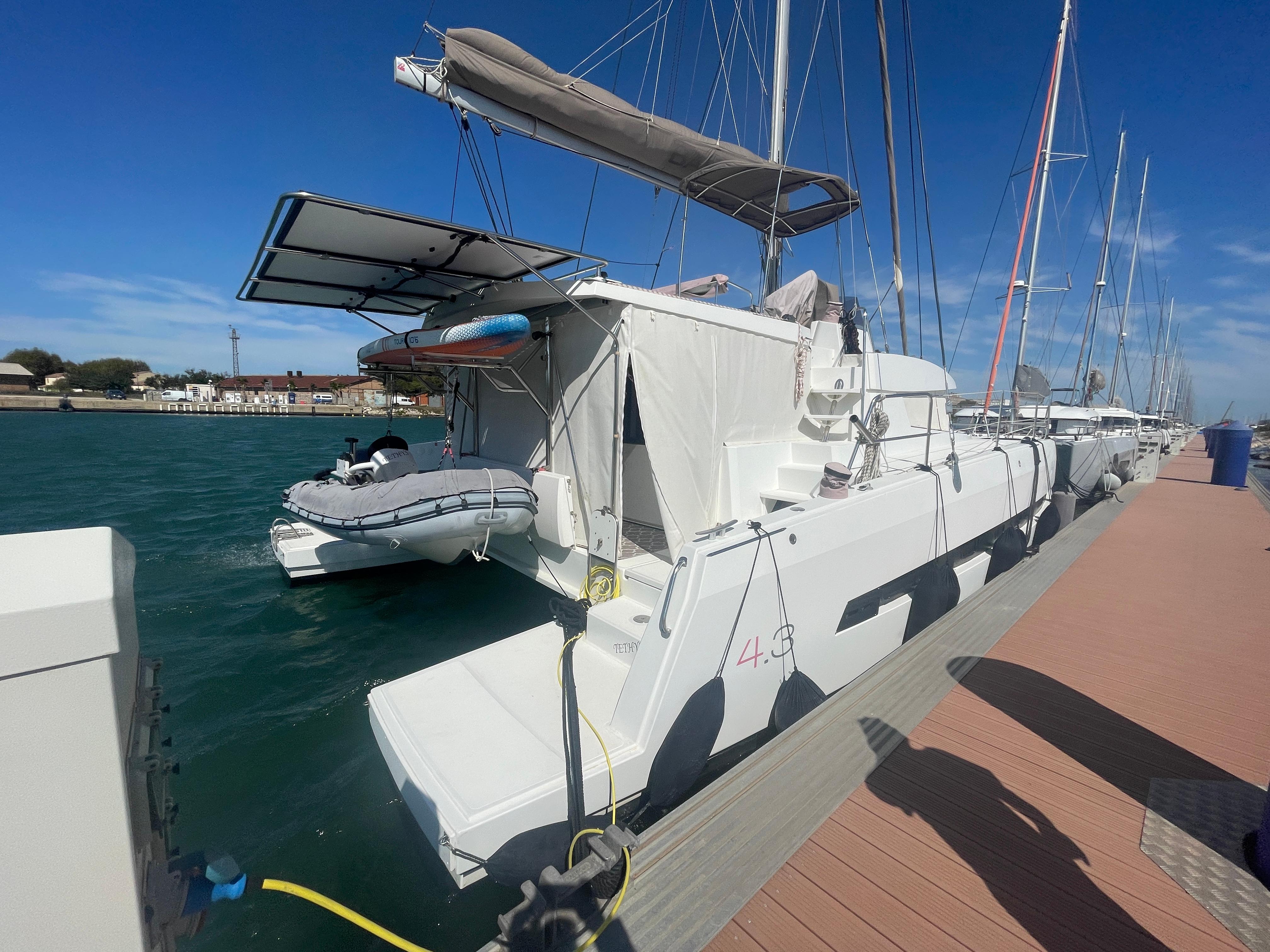 Boat Image