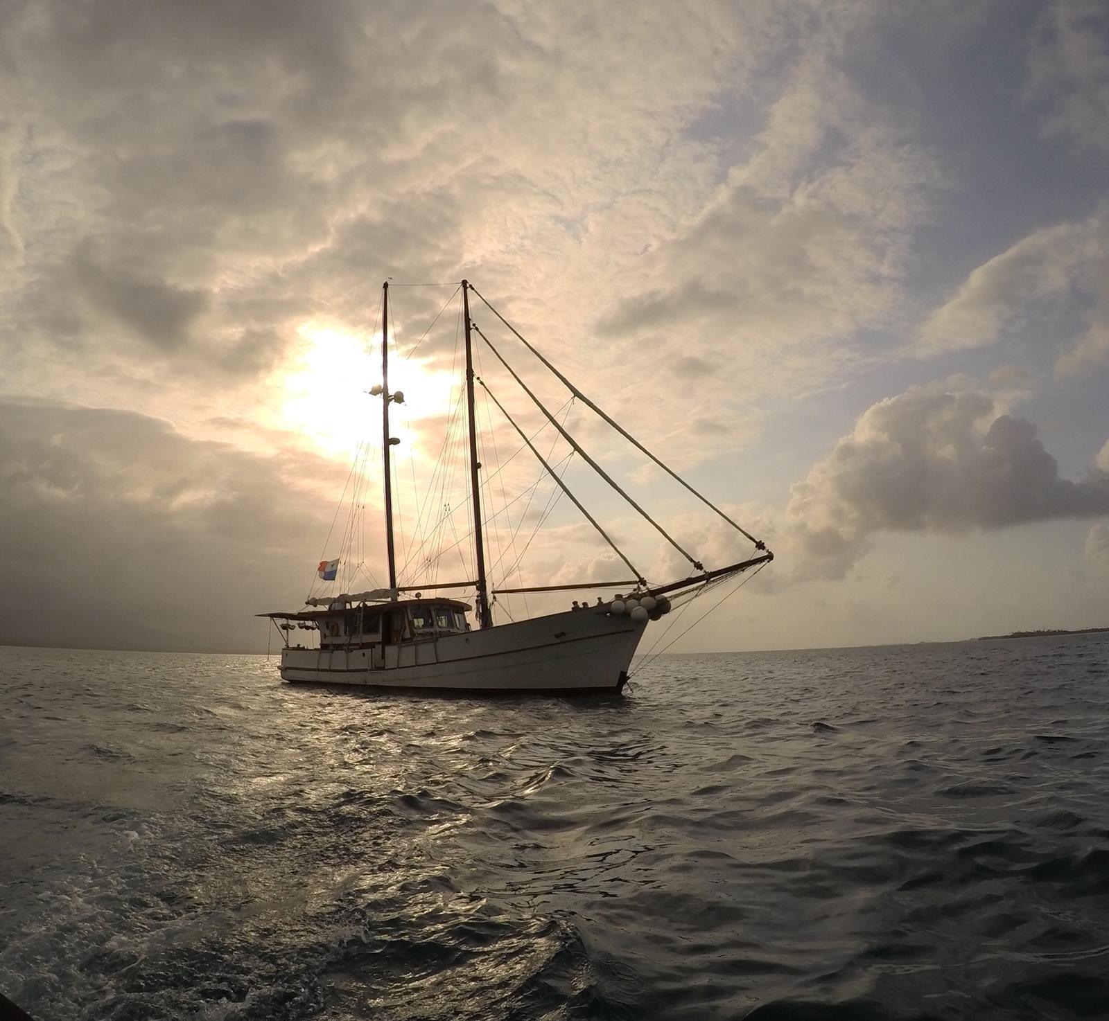 Boat Image