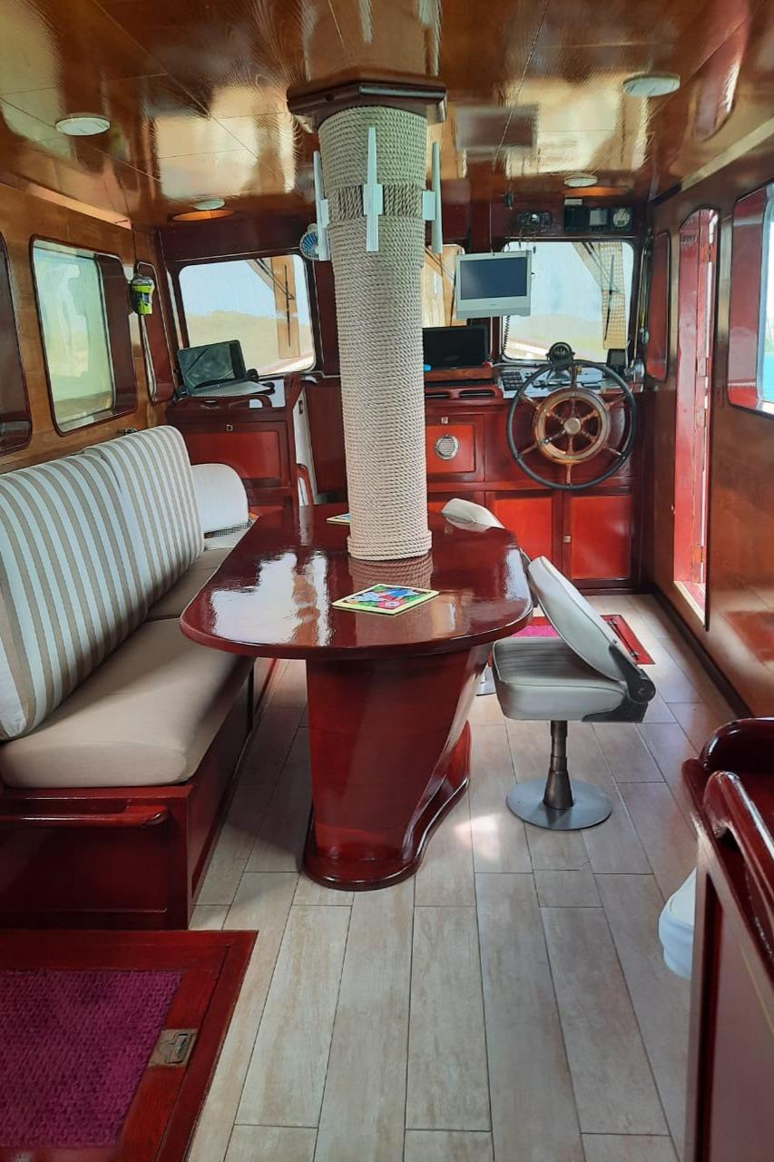 Boat Image