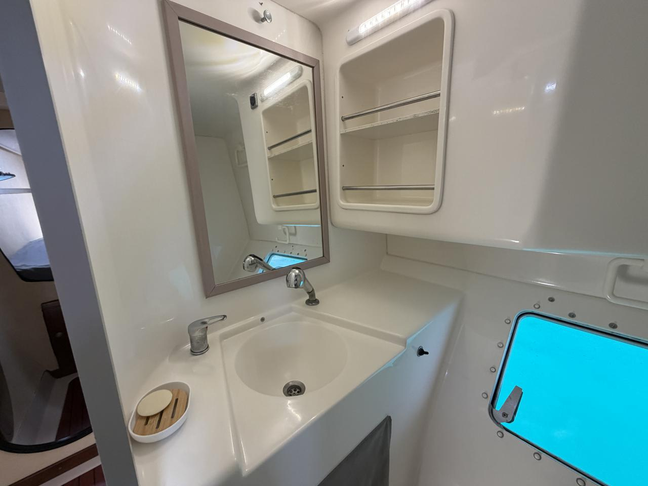 2005 Fountaine Pajot Lavezzi 40 à vendre (photo 22)