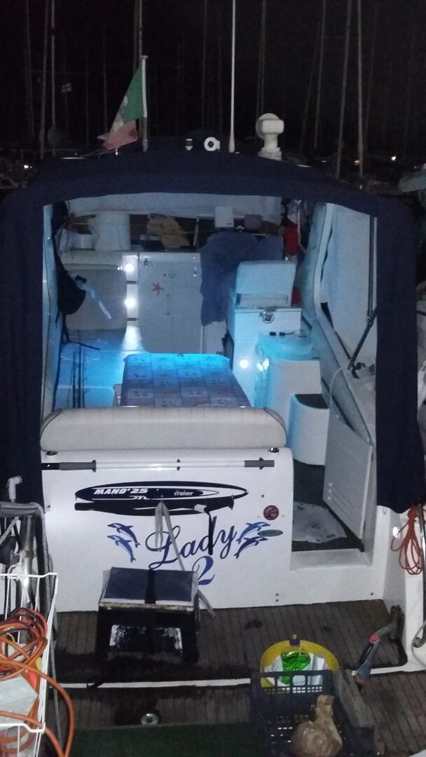 2004 Manò Marine 25 à vendre (photo 19)