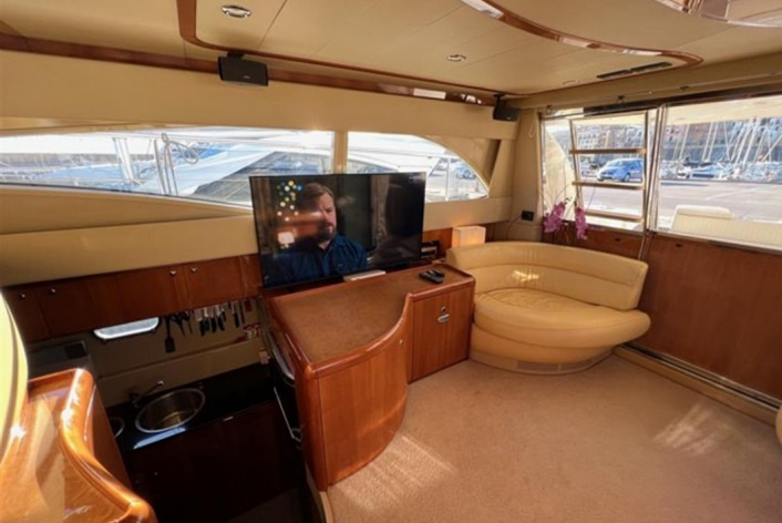 2004 Ferretti 590 te koop (photo 5)