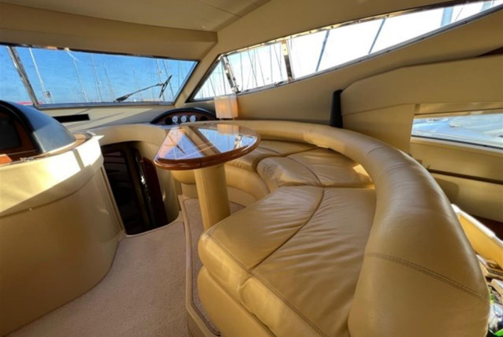 2004 Ferretti 590 te koop (photo 7)