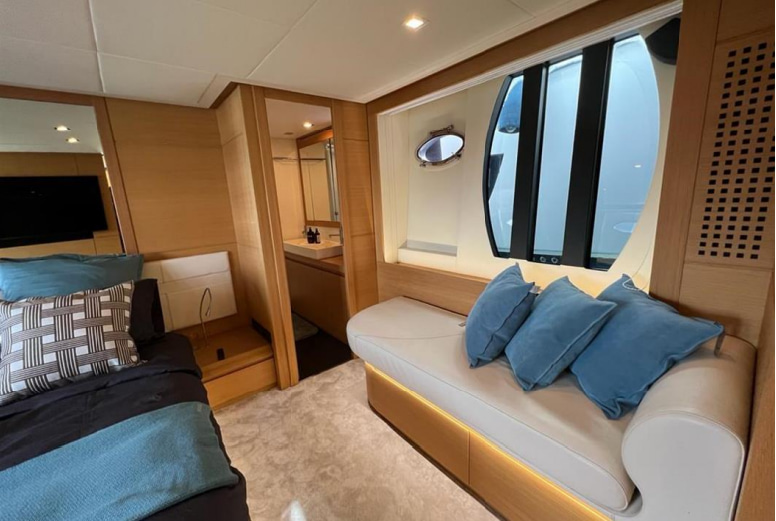 2008 Pershing 64 na sprzedaż (photo 8)