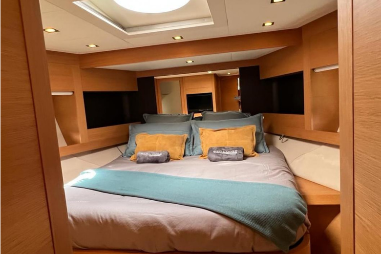 2008 Pershing 64 na sprzedaż (photo 9)