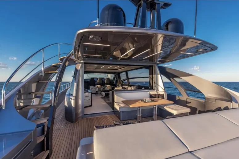 2021 Pershing 8X for sale (photo 2)