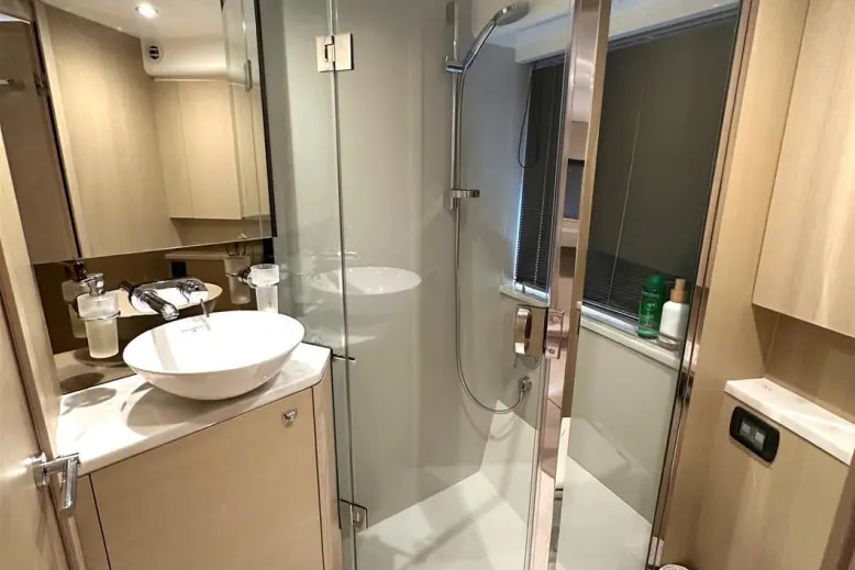 2019 Princess V50 in vendita (photo 11)